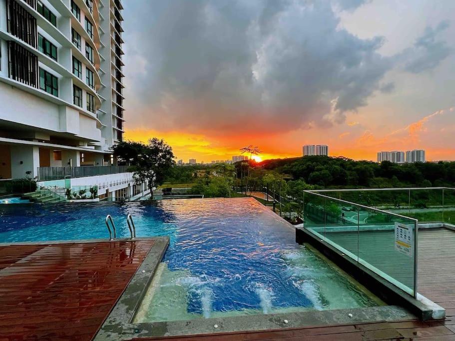 B0812 South Key Mosaic Midvalley Ksl Sgciq 2Bedroom Netflix!! By Stay Johor Bahru Exterior foto